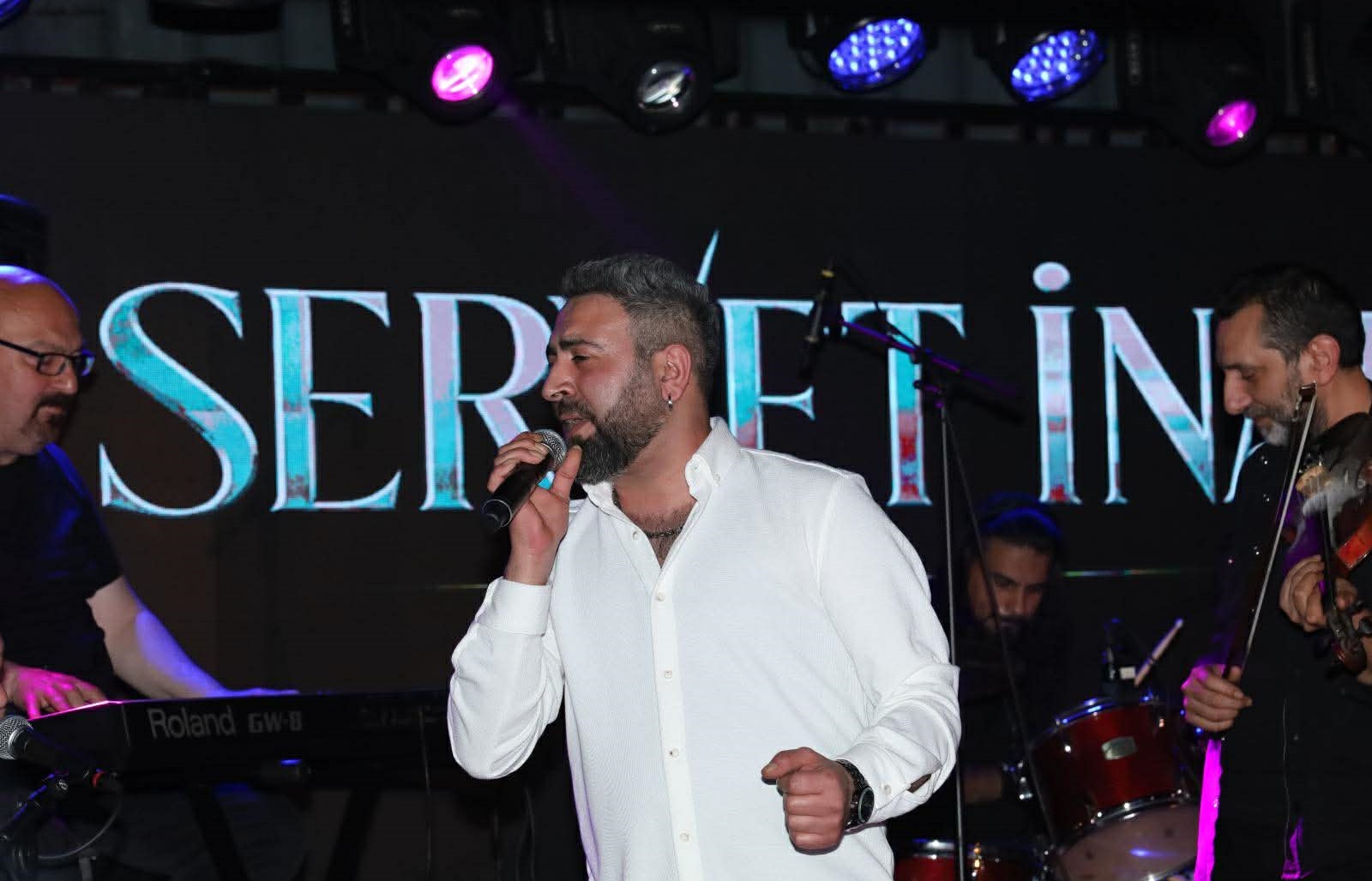 SERVET İNAL’DAN “ANLATAMIYORUM”A GÖRKEMLİ LANSMAN GECESİ