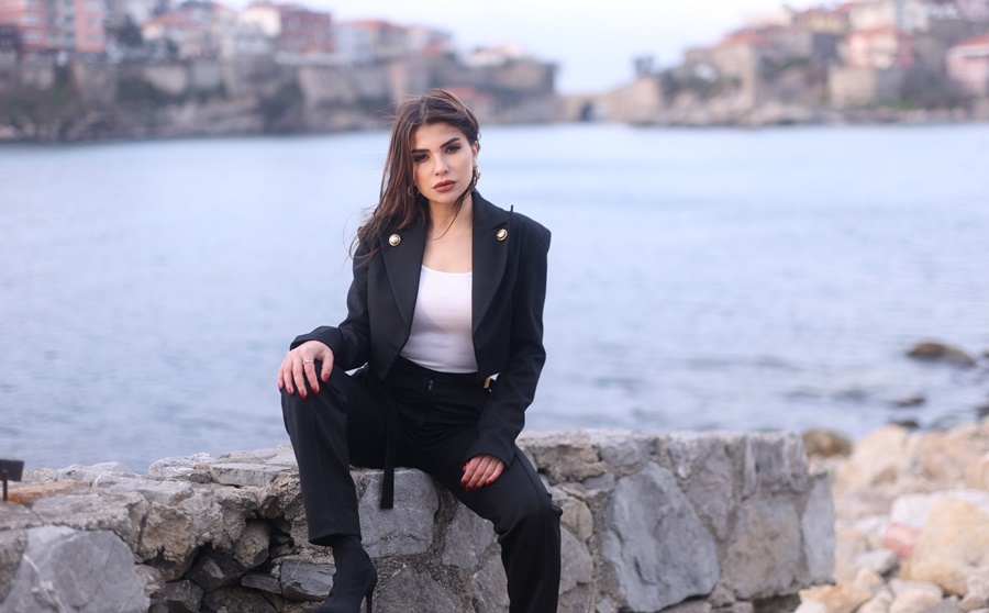 ŞİRA MÜZİK YOLCULUĞUMDAN VAZGEÇMEM