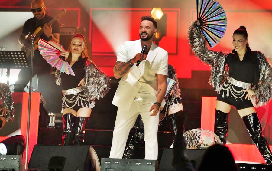 YİNE IŞIL IŞIL BİR GÖKHAN ÖZEN RÜZGÂRI ESECEK!