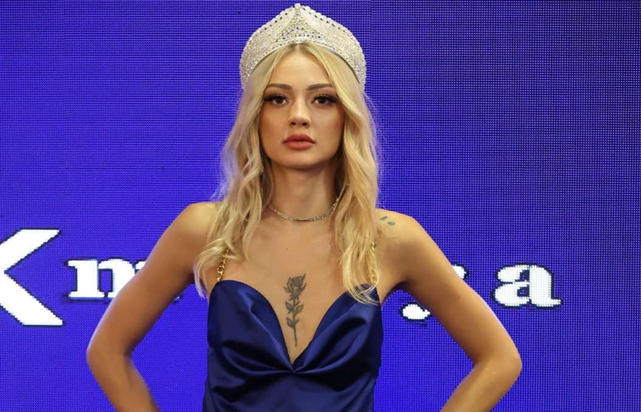 GECENİN YILDIZI: NEVİDE ÇİÇEK