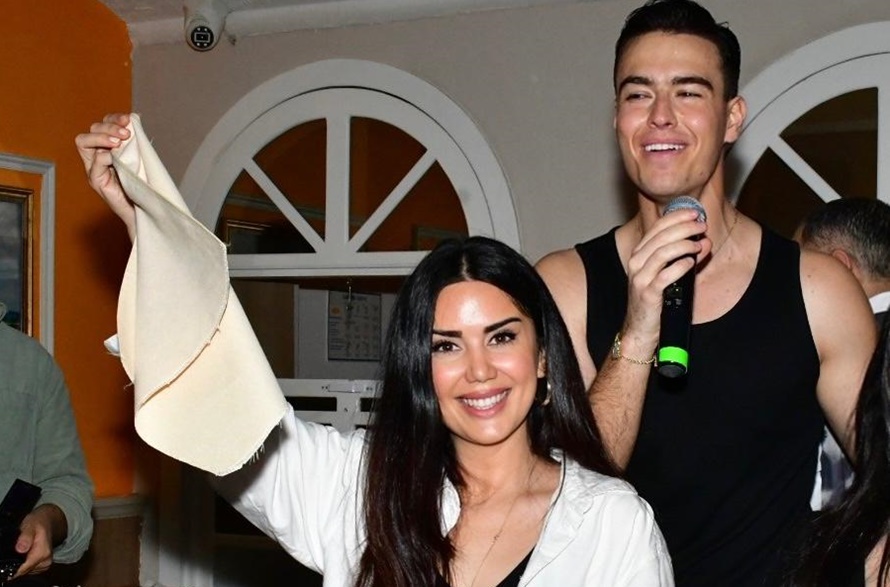 ZORBA TAVERNA’DA SİRTAKİ COŞKUSU! GEORGE KLONTZAS İSTANBUL’U SALLADI