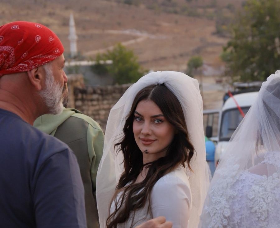 TUTKU AKBAYRAK'TAN ASİ BİR PORTRE: ZEYCO