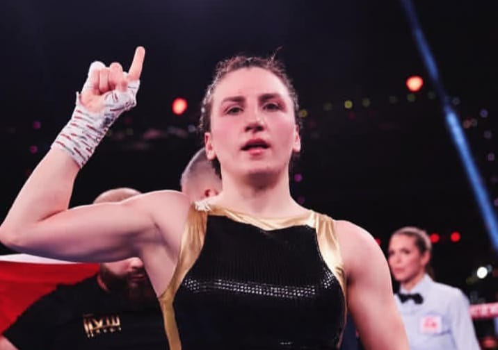 Atatürk Çocukları: Yeni Nesle İlham Veren Kitapta Bir Dünya Şampiyonu – Elif Nur Turan